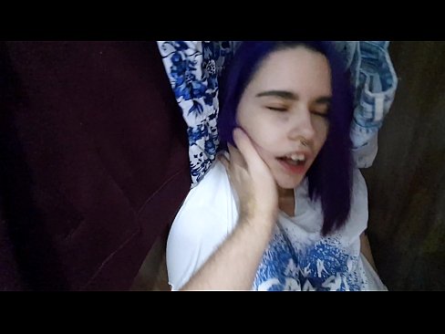 ❤️ Atopo a miña irmá no armario e axudouna a correrse ❤ Porno bonito na pornografía gl.mass-pr.ru ☑